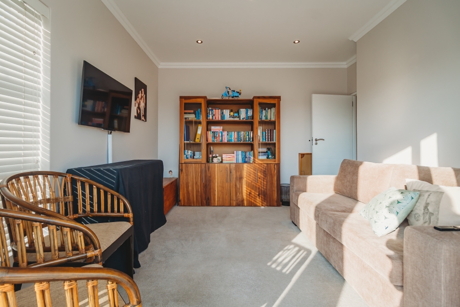 4 Bedroom Property for Sale in Kingswood Golf Estate Western Cape
